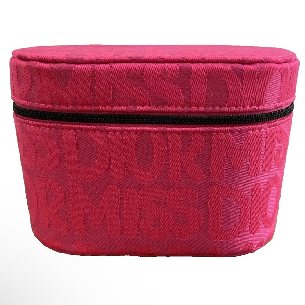 LIMITED EDITION Miss Dior Pink Vanity Case & Miss Dior Phone Grip Set - Picture 7 of 16